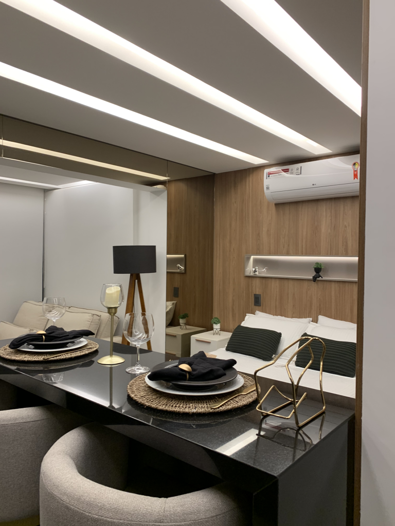 studio com marcenaria de alto padrão — carvalho hanôver São Paulo | A3D Planejados